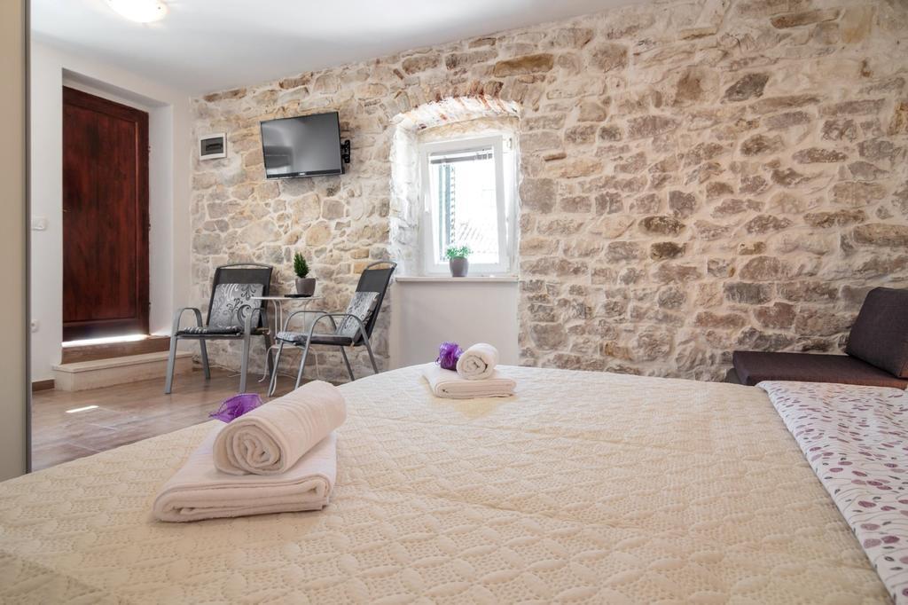 Guest House Vagabundo Imb Split Ngoại thất bức ảnh
