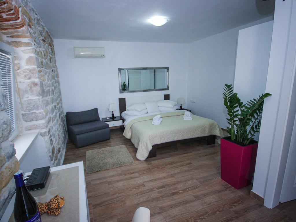 Guest House Vagabundo Imb Split Ngoại thất bức ảnh