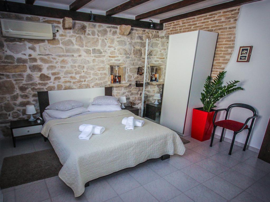 Guest House Vagabundo Imb Split Ngoại thất bức ảnh