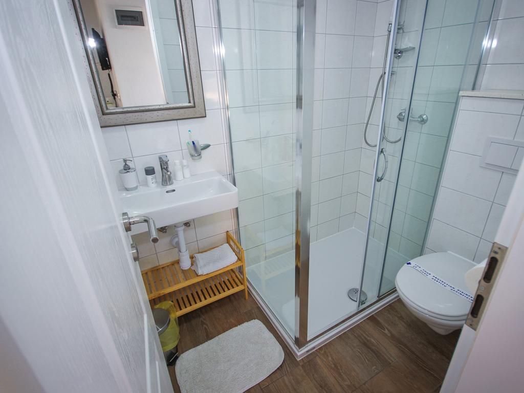 Guest House Vagabundo Imb Split Ngoại thất bức ảnh